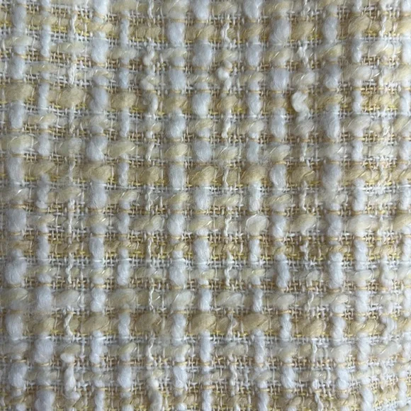 Fully lined textured godet skirt - Picture 2 of 3